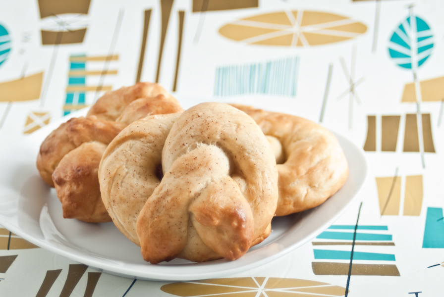 We’re KNOT kidding, these homemade pretzels ROCK!